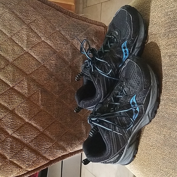 saucony excursion tr8